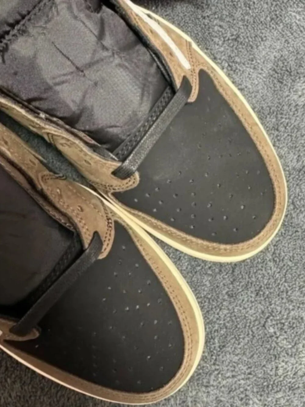 Travis Scott x Air Jordan AJ1 Low